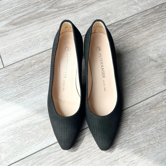 Peter Kaiser Black Woven Fabric Pump - Picture 3 of 14